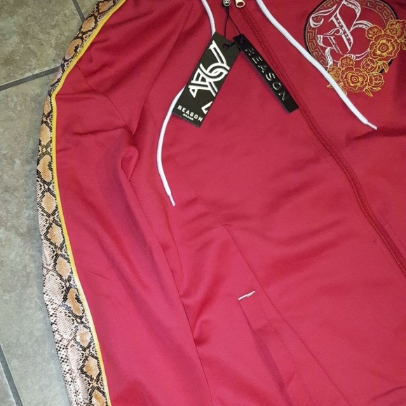 🚫SOLD!!🚫 Skin Track Outfit S,M,L - Picture 5 of 8